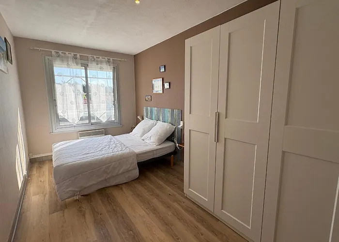 2 Pour 6 Personnes - Face - Spacieux - - Fr-1-323-297 아파트 생장드몽