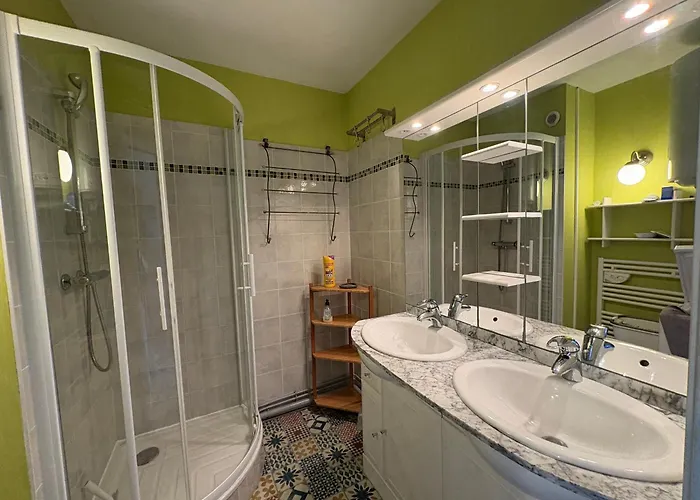 2 Pour 6 Personnes - Face - Spacieux - - Fr-1-323-297 아파트 *